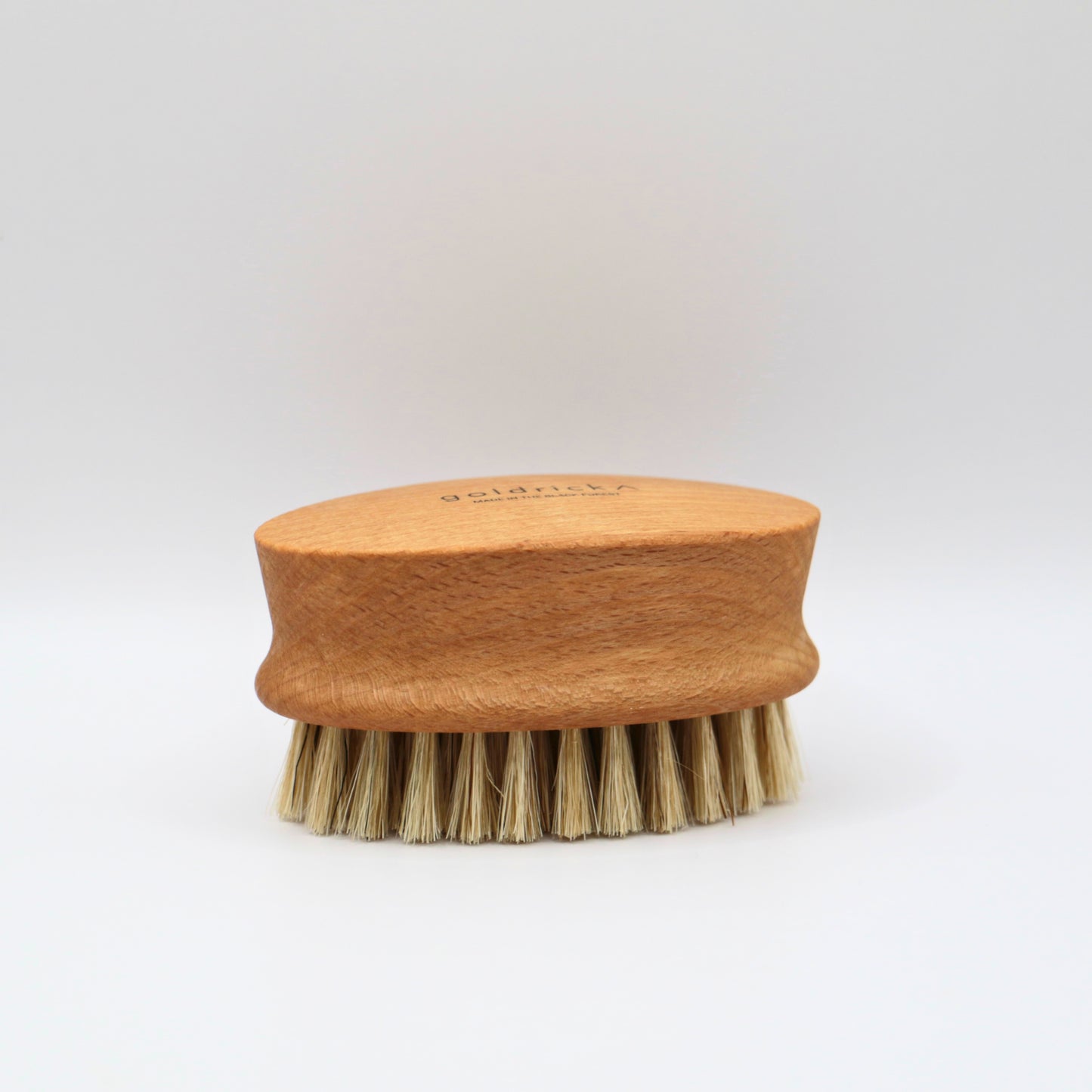 Brosse à ongles en bois