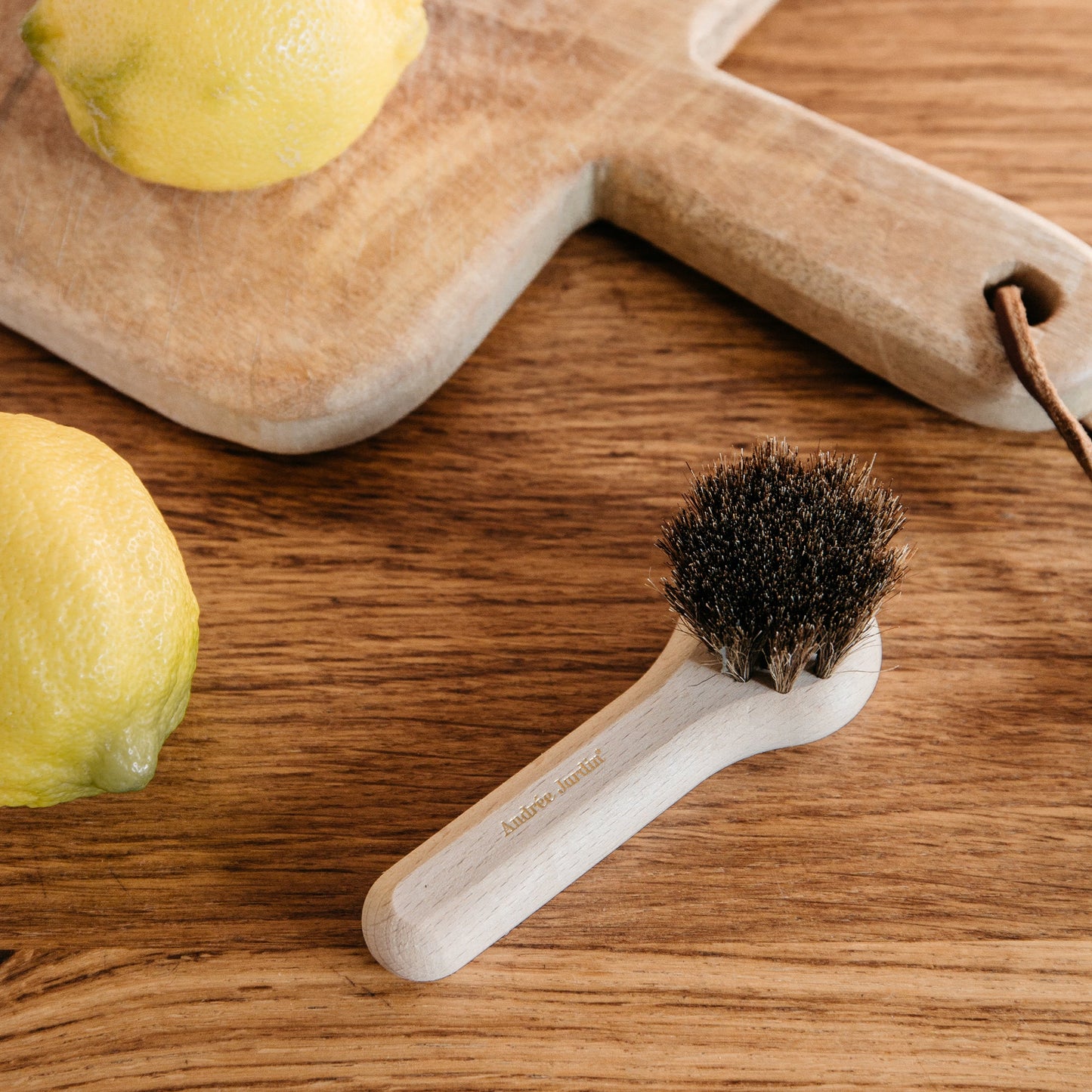 Brosse à fruit en Hêtre (clair)