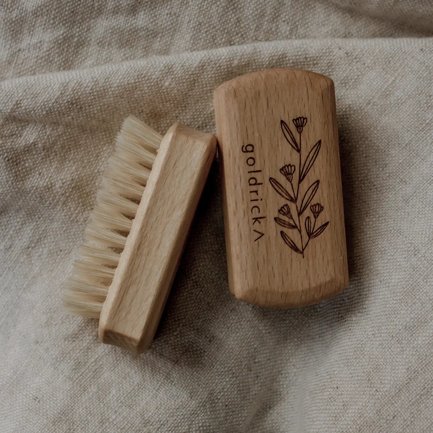 Brosse à ongles en bois pour enfants