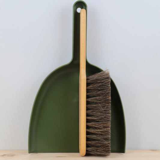 Set pelle et balayette en bois- Vert mousse