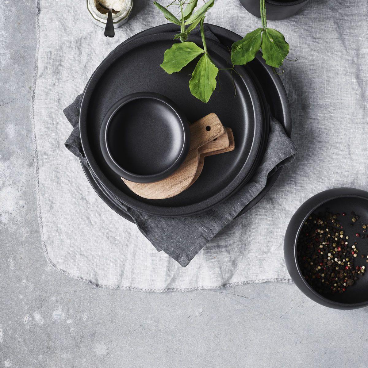Assiette en céramique noire- Set de 2 – Les Jolies Emplettes